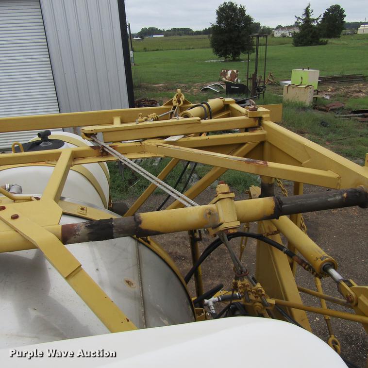 image for item DC0071 2006 Ag-Chem TerraGator 6103 sprayer