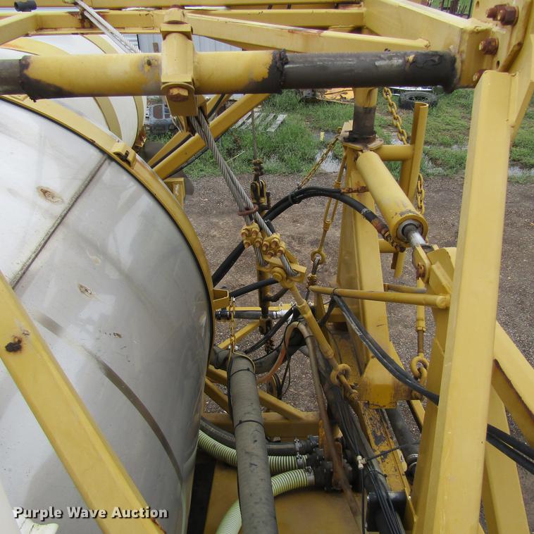 image for item DC0071 2006 Ag-Chem TerraGator 6103 sprayer