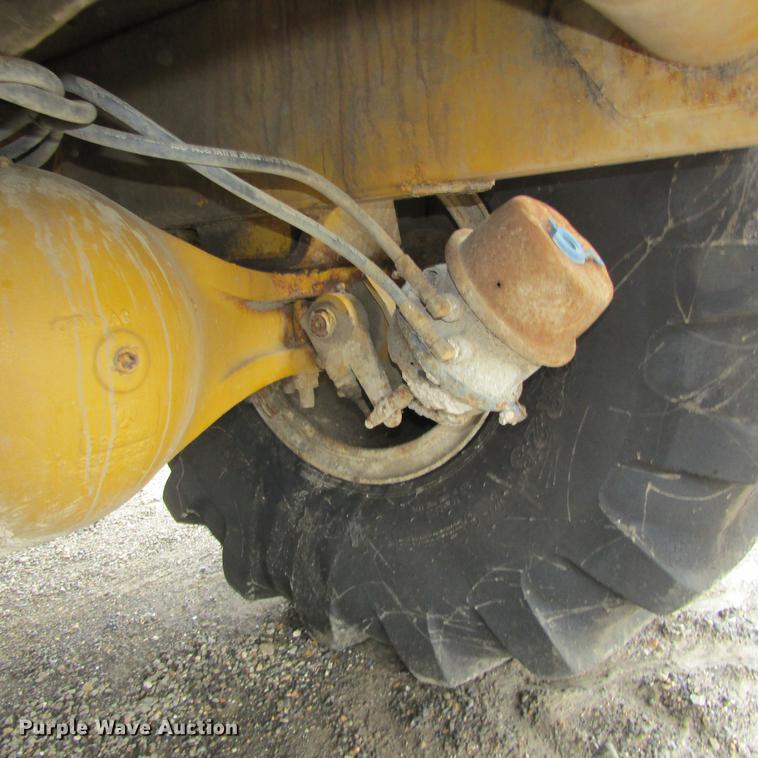 image for item DC0071 2006 Ag-Chem TerraGator 6103 sprayer