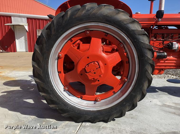 image for item DC0155 1945 Case SC tractor