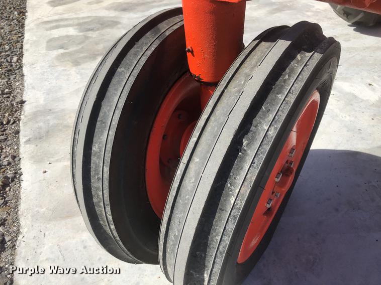 image for item DC0155 1945 Case SC tractor