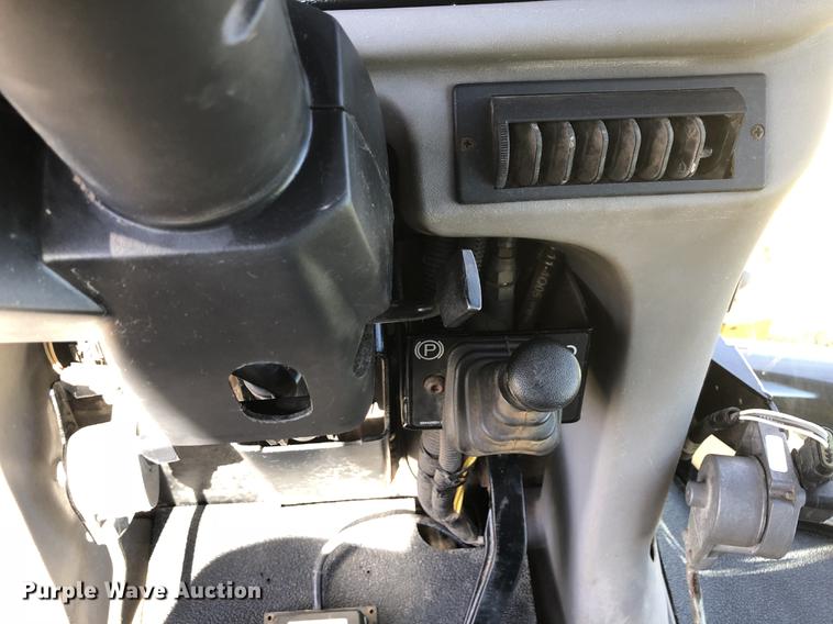 image for item DC0170 2006 Ag-Chem TerraGator 8103 applicator