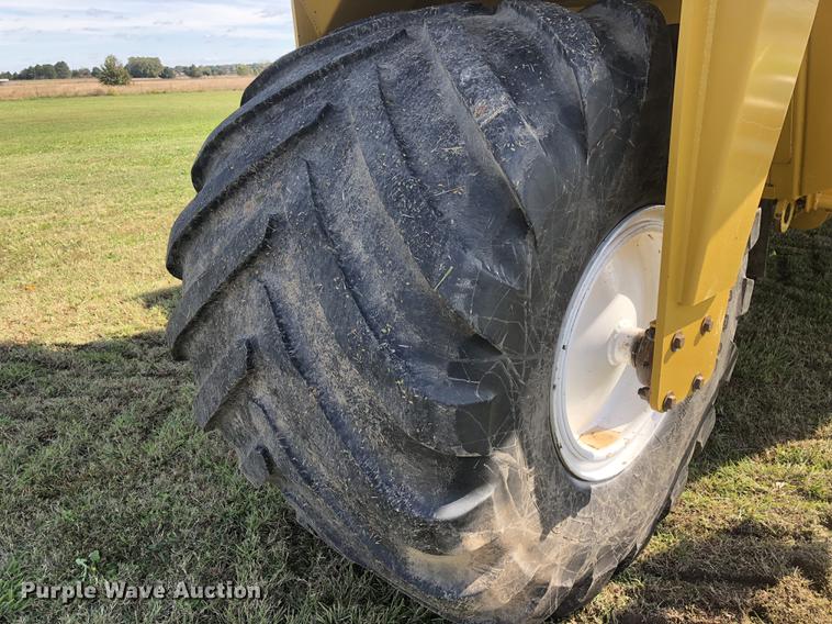 image for item DC0170 2006 Ag-Chem TerraGator 8103 applicator