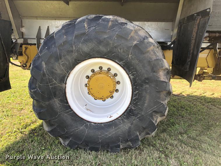 image for item DC0170 2006 Ag-Chem TerraGator 8103 applicator