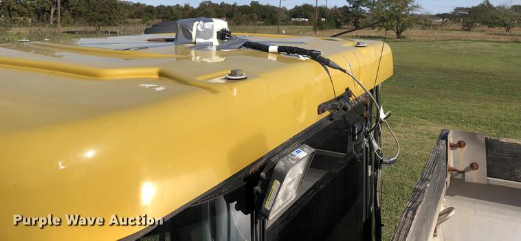 image for item DC0170 2006 Ag-Chem TerraGator 8103 applicator