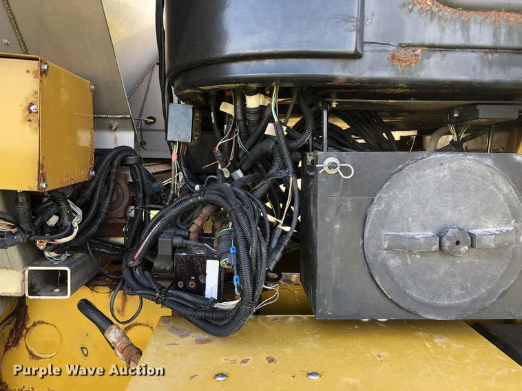 image for item DC0170 2006 Ag-Chem TerraGator 8103 applicator