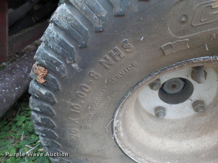 image for item DD2439 1999 Toro Reelmaster 2600D lawn mower