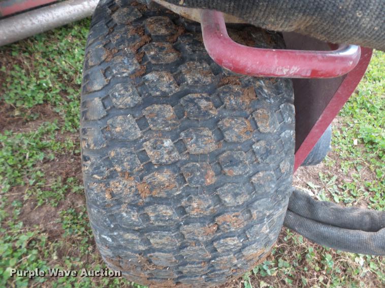 image for item DD2439 1999 Toro Reelmaster 2600D lawn mower