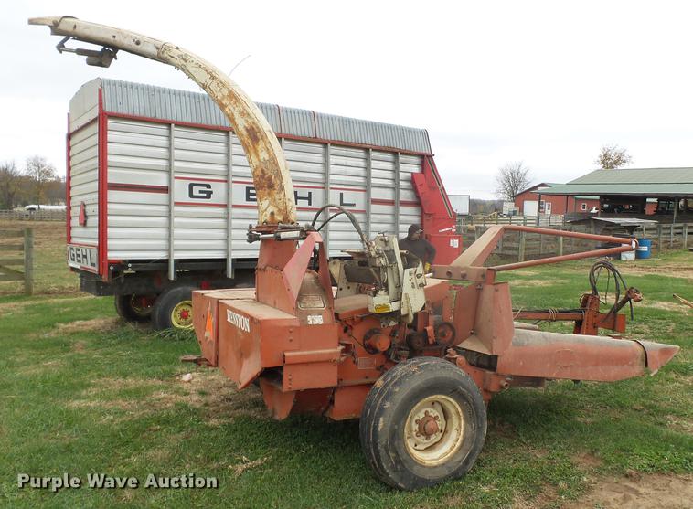 image for item DD2441 Hesston 7150 forage harvester