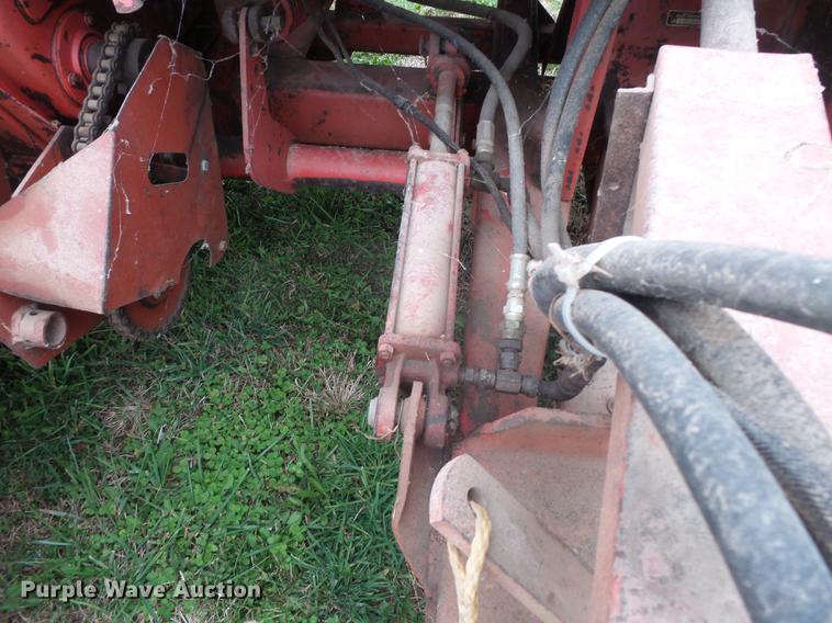 image for item DD2441 Hesston 7150 forage harvester