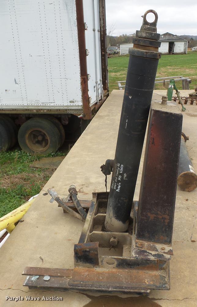 image for item DD2444 Parker 3771413308 dump bed ram and tank