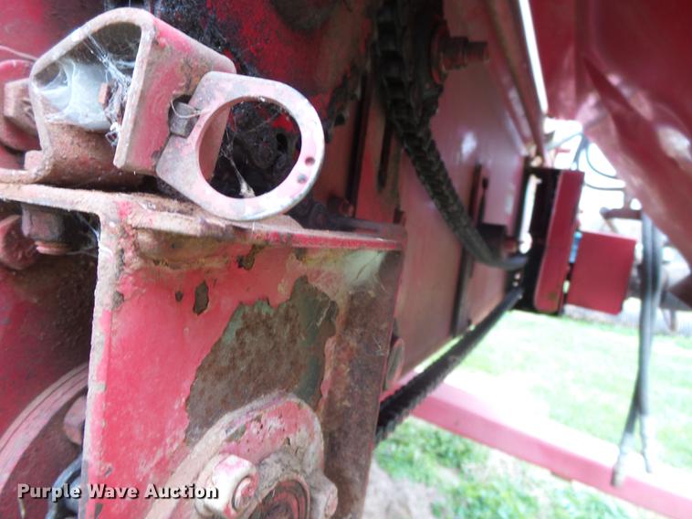 image for item DD2449 Gehl BU970 silage wagon