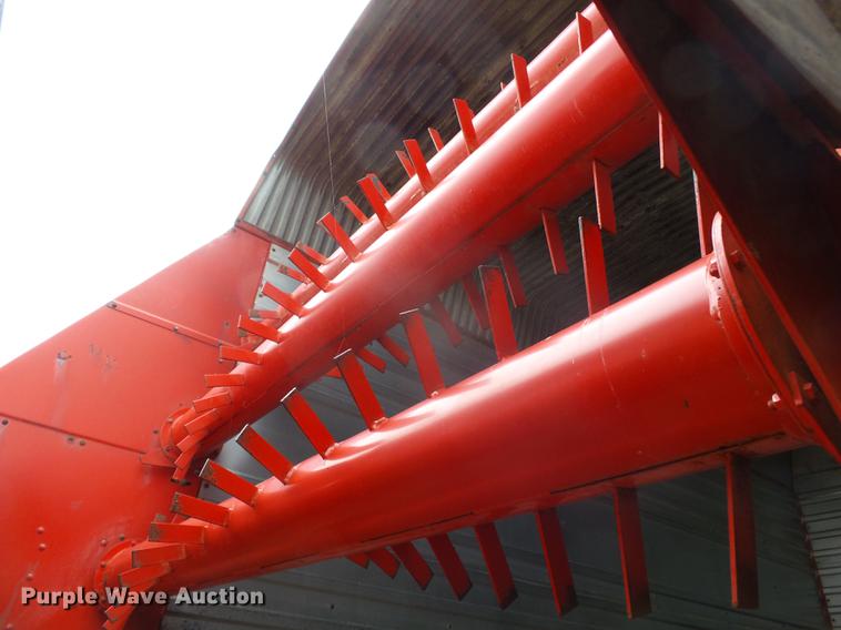 image for item DD2449 Gehl BU970 silage wagon