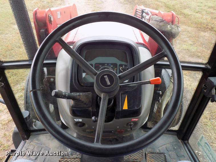 image for item DD3486 2003 Case IH JX95 tractor