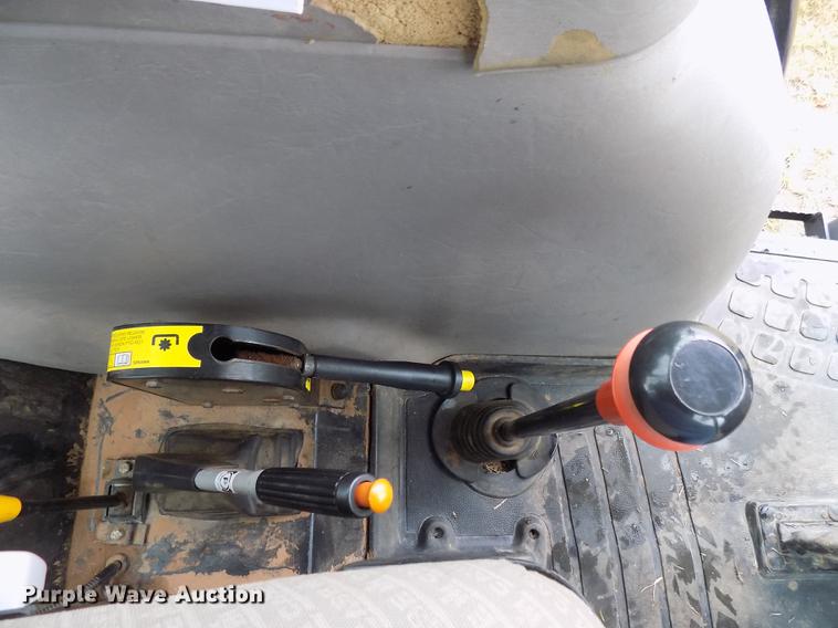 image for item DD3486 2003 Case IH JX95 tractor