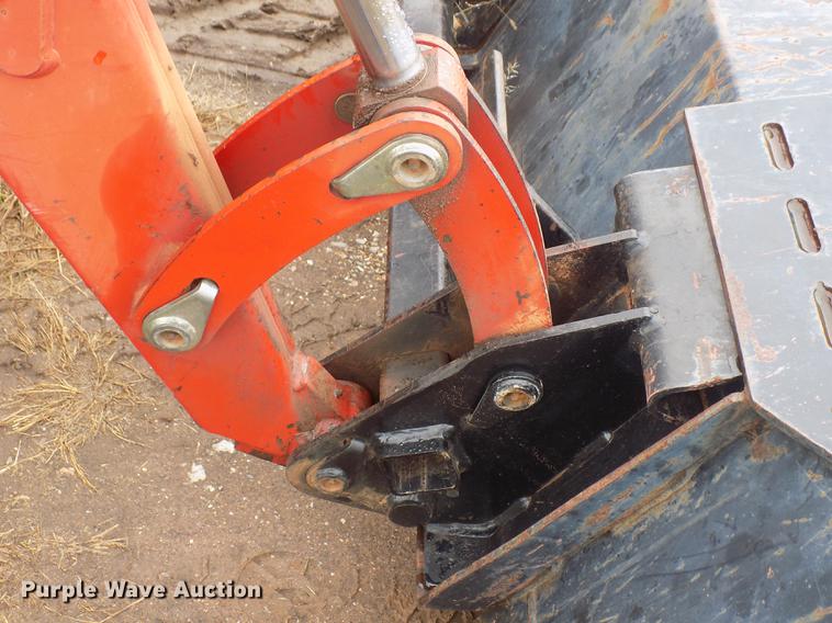 image for item DD3486 2003 Case IH JX95 tractor