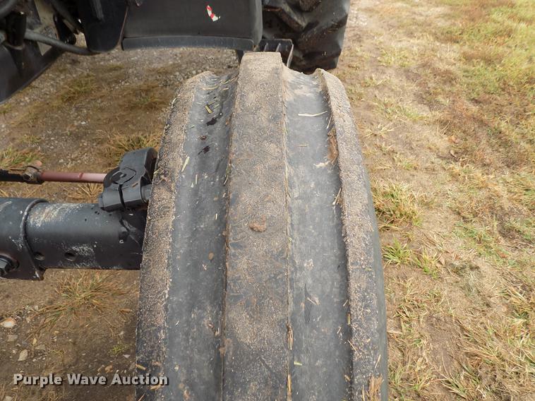 image for item DD3486 2003 Case IH JX95 tractor