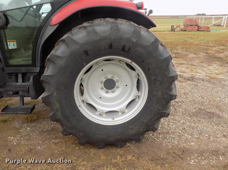 image for item DD3486 2003 Case IH JX95 tractor