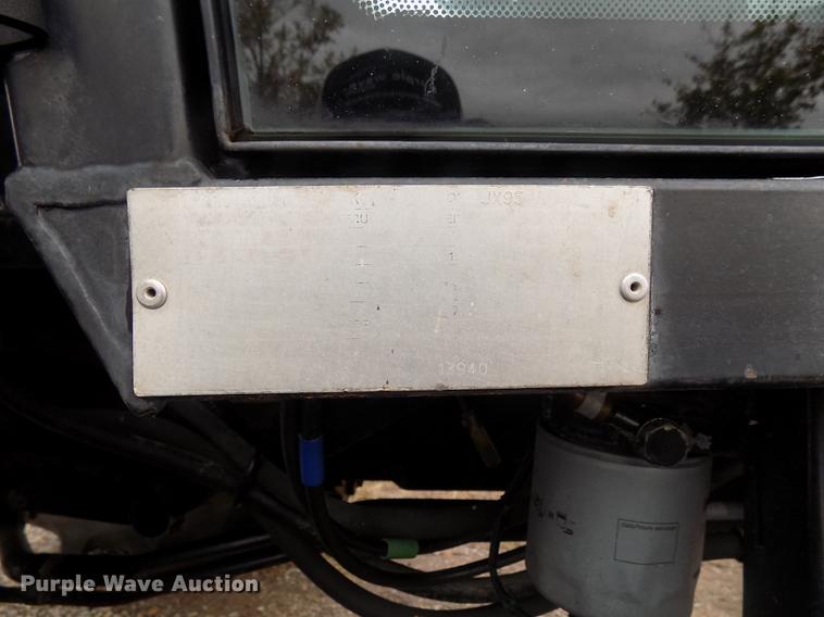 image for item DD3486 2003 Case IH JX95 tractor