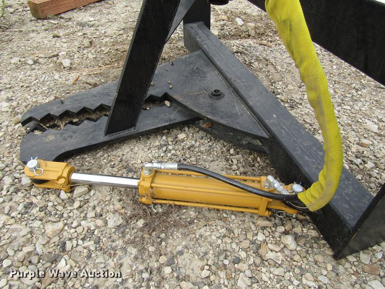 image for item DD3767 Skid steer tree puller