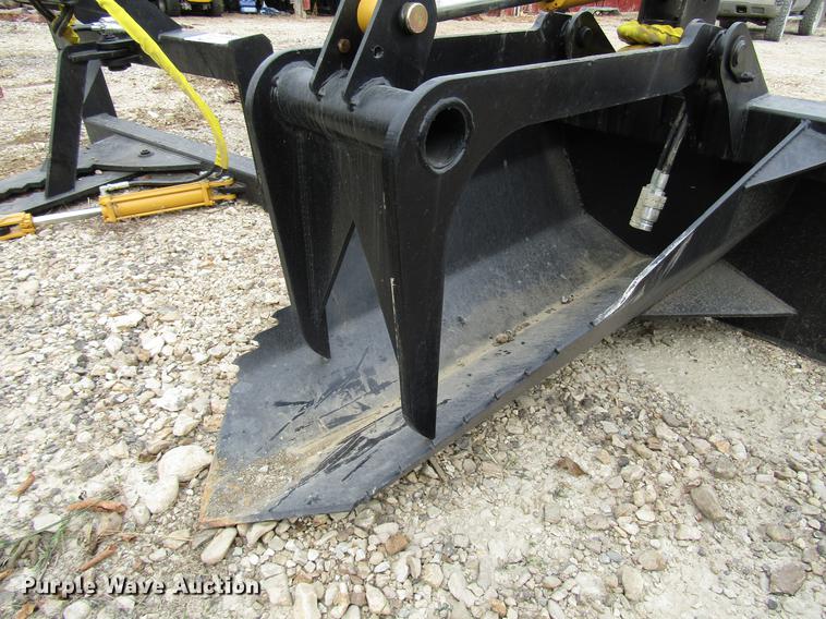 image for item DD3768 Skid steer stump grapple