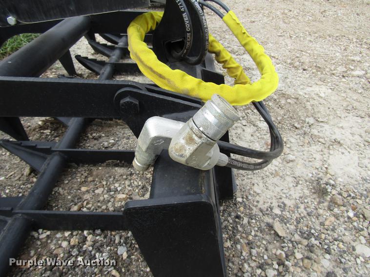 image for item DD3769 Skeleton grapple skid steer bucket
