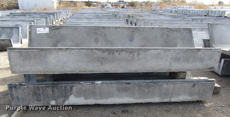 image for item DD3793 (10) concrete feed bunks