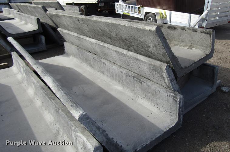 image for item DD3793 (10) concrete feed bunks