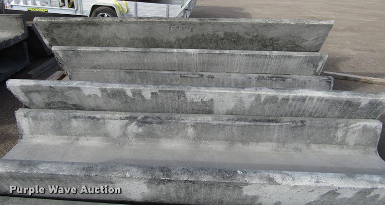 image for item DD3793 (10) concrete feed bunks