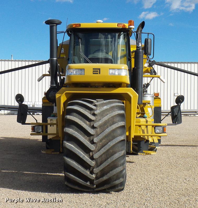 image for item DD5973 2002 Ag-Chem TerraGator 8103 applicator