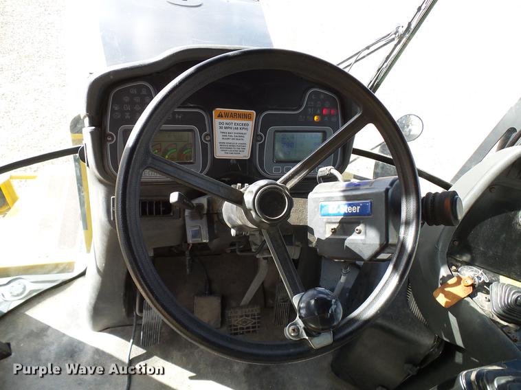 image for item DD5973 2002 Ag-Chem TerraGator 8103 applicator