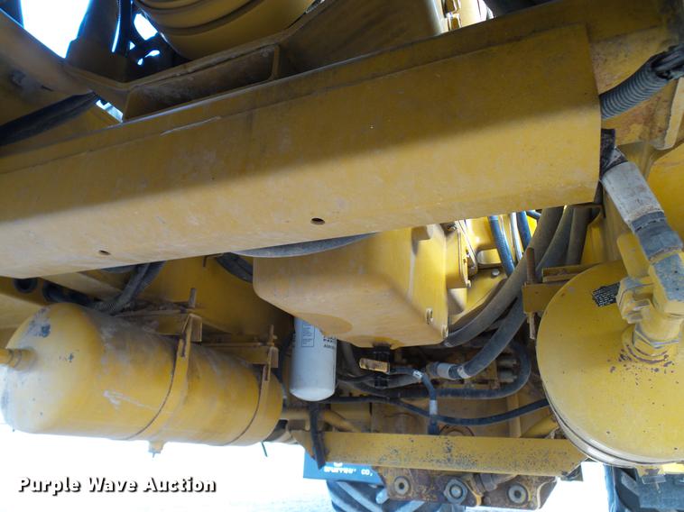 image for item DD5973 2002 Ag-Chem TerraGator 8103 applicator