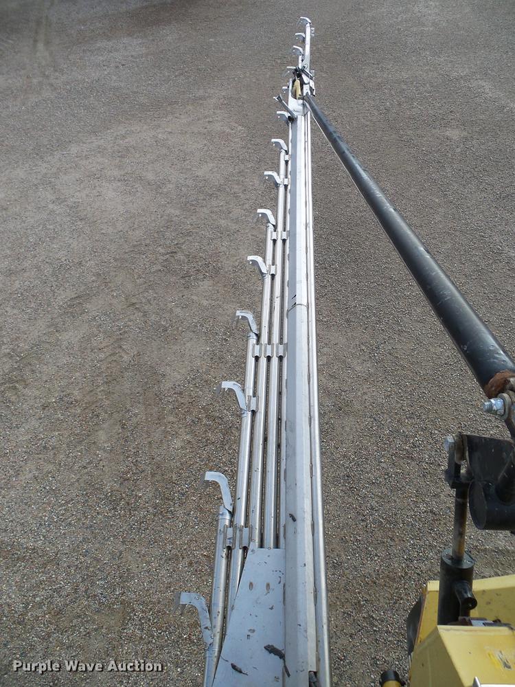 image for item DD5973 2002 Ag-Chem TerraGator 8103 applicator