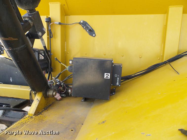 image for item DD5973 2002 Ag-Chem TerraGator 8103 applicator