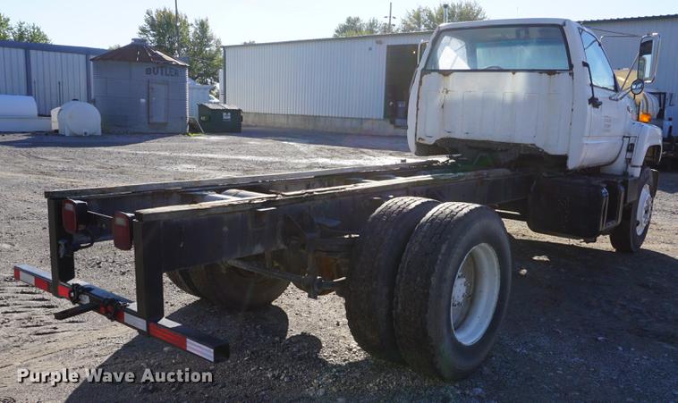 image for item DD6652 1990 Chevrolet Kodiak truck cab and chassis