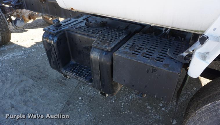 image for item DD6652 1990 Chevrolet Kodiak truck cab and chassis