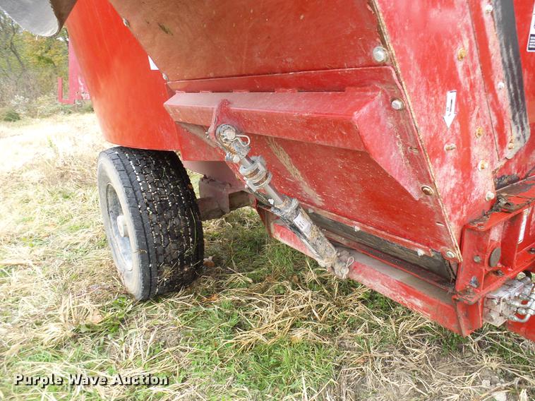 image for item DE5320 2016 Schuler 6520 vertical feed mixer