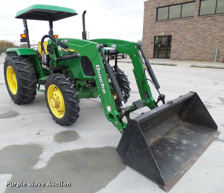 image for item DE5321 2010 John Deere 5075E tractor