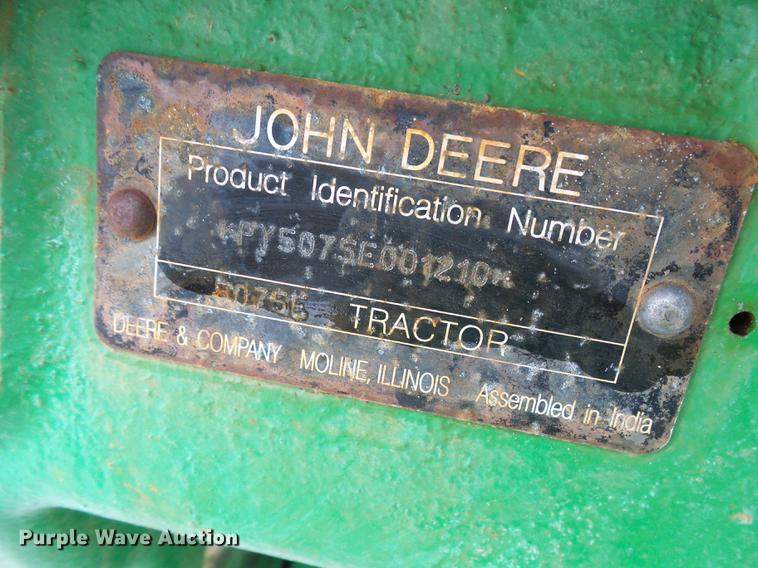 image for item DE5321 2010 John Deere 5075E tractor