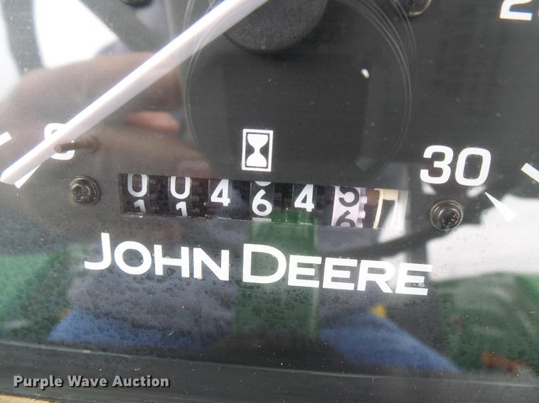 image for item DE5321 2010 John Deere 5075E tractor