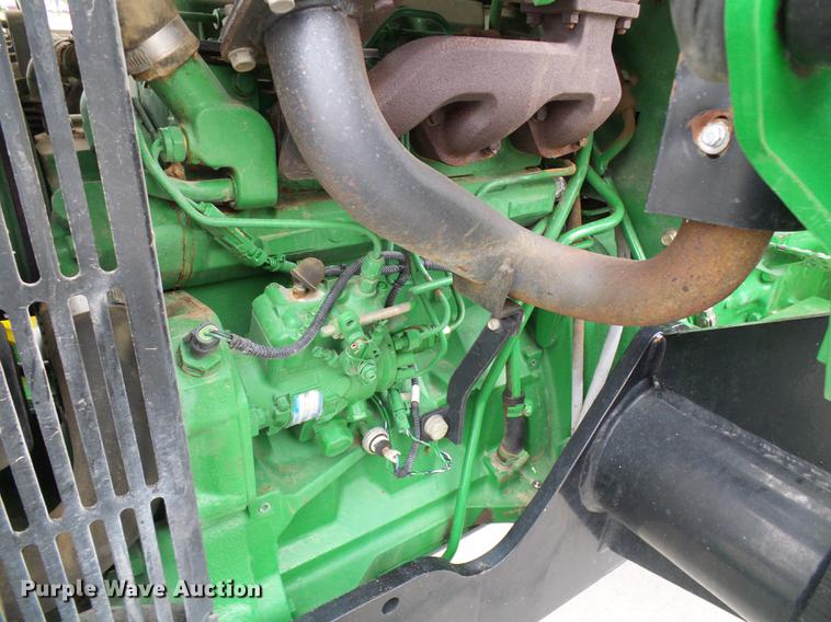 image for item DE5321 2010 John Deere 5075E tractor