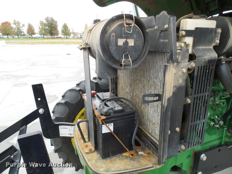 image for item DE5321 2010 John Deere 5075E tractor