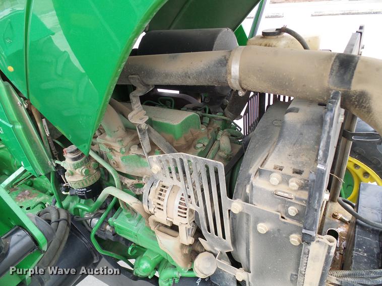 image for item DE5321 2010 John Deere 5075E tractor