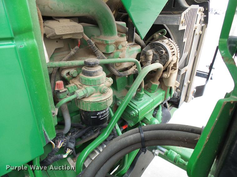 image for item DE5321 2010 John Deere 5075E tractor