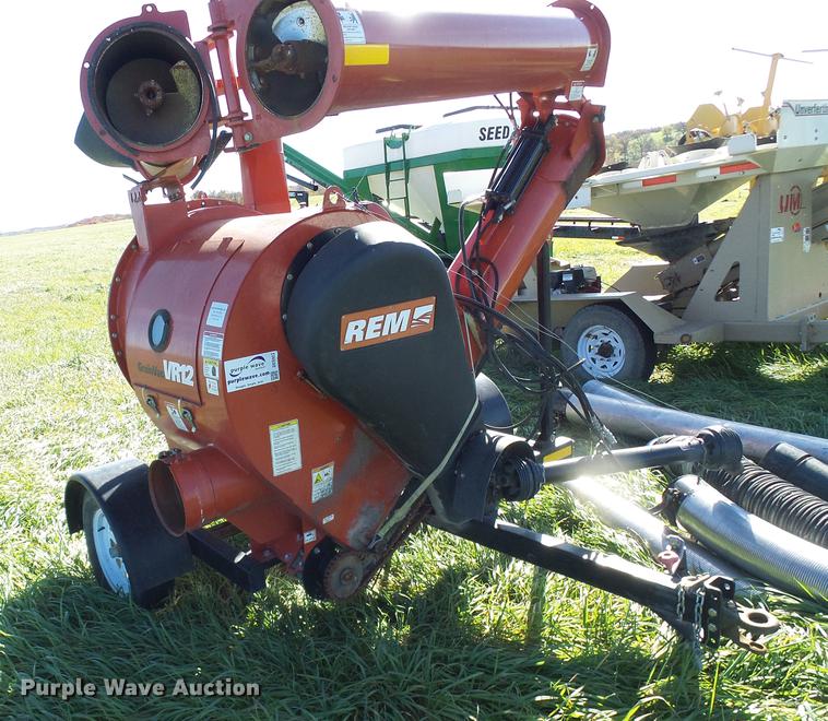 image for item DE5323 Rem VR12 grain vacuum