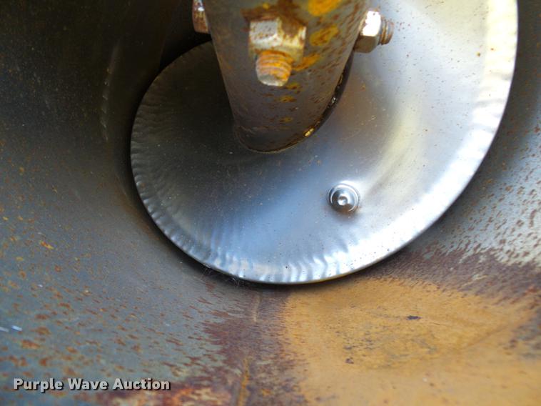 image for item DE5323 Rem VR12 grain vacuum