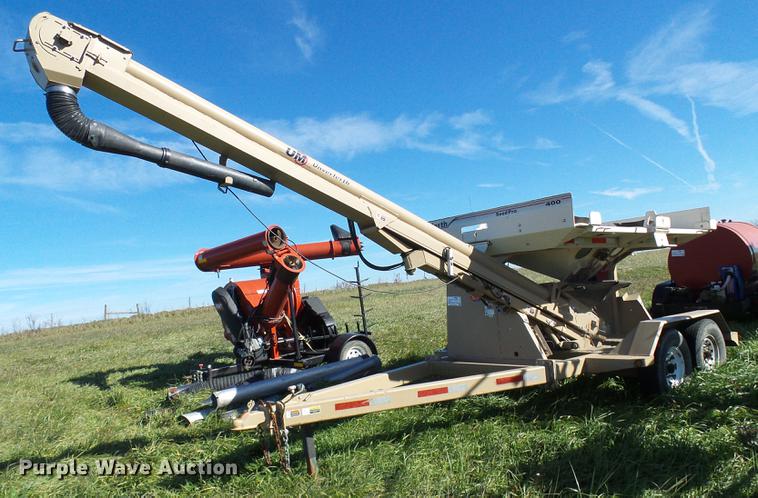 image for item DE5324 Unverferth 400 seed tender