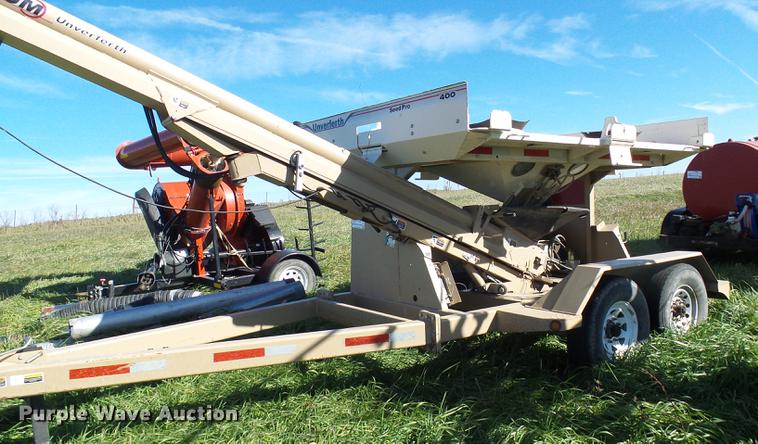 image for item DE5324 Unverferth 400 seed tender