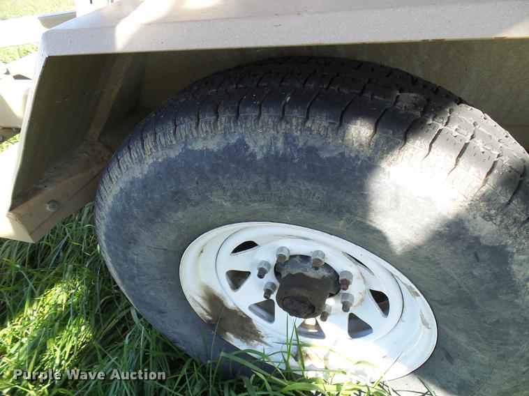 image for item DE5324 Unverferth 400 seed tender