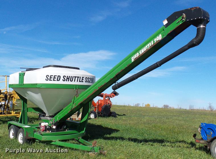 image for item DE5326 Norwood SS290 Seed Shuttle seed tender
